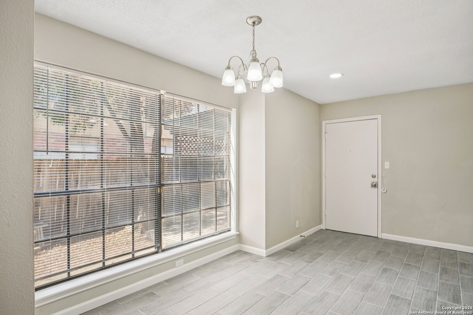 10609 Starcrest Drive San Antonio TX 78217