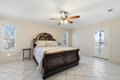11421 Ware Seguin Schertz TX 78154