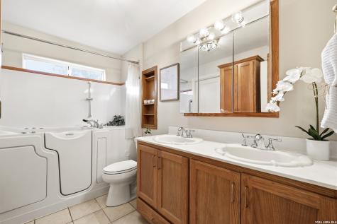 11421 Ware Seguin Schertz TX 78154