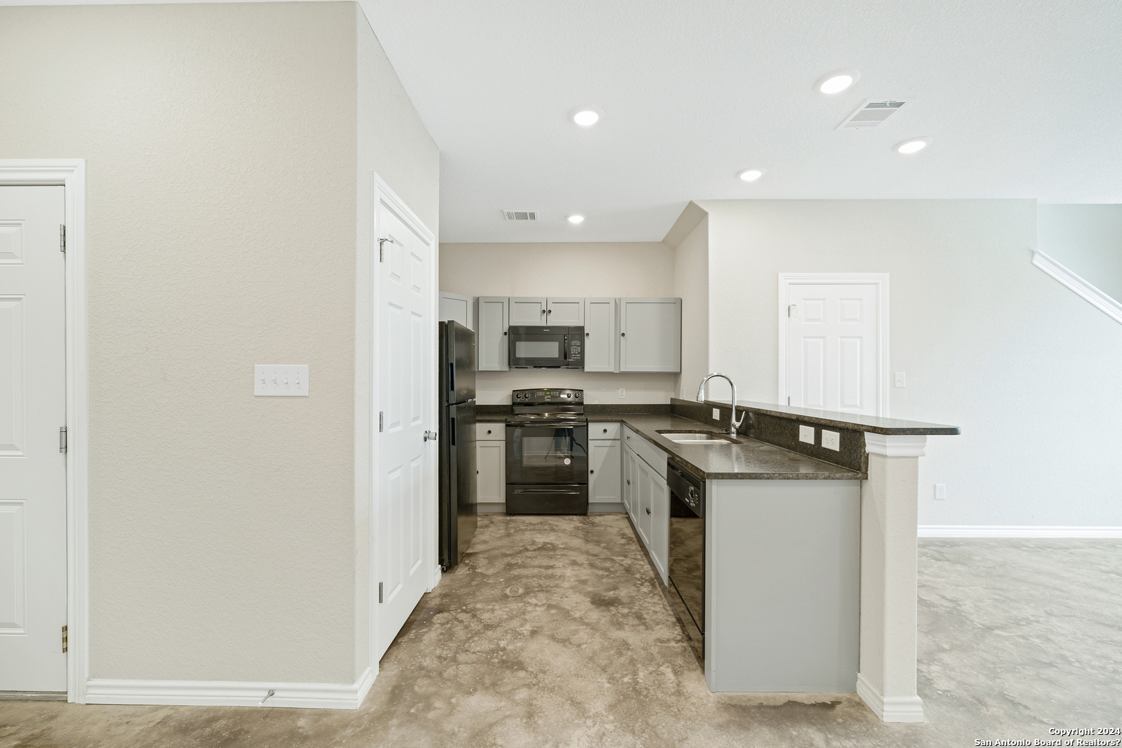 6914 Crestway Drive San Antonio TX 78239
