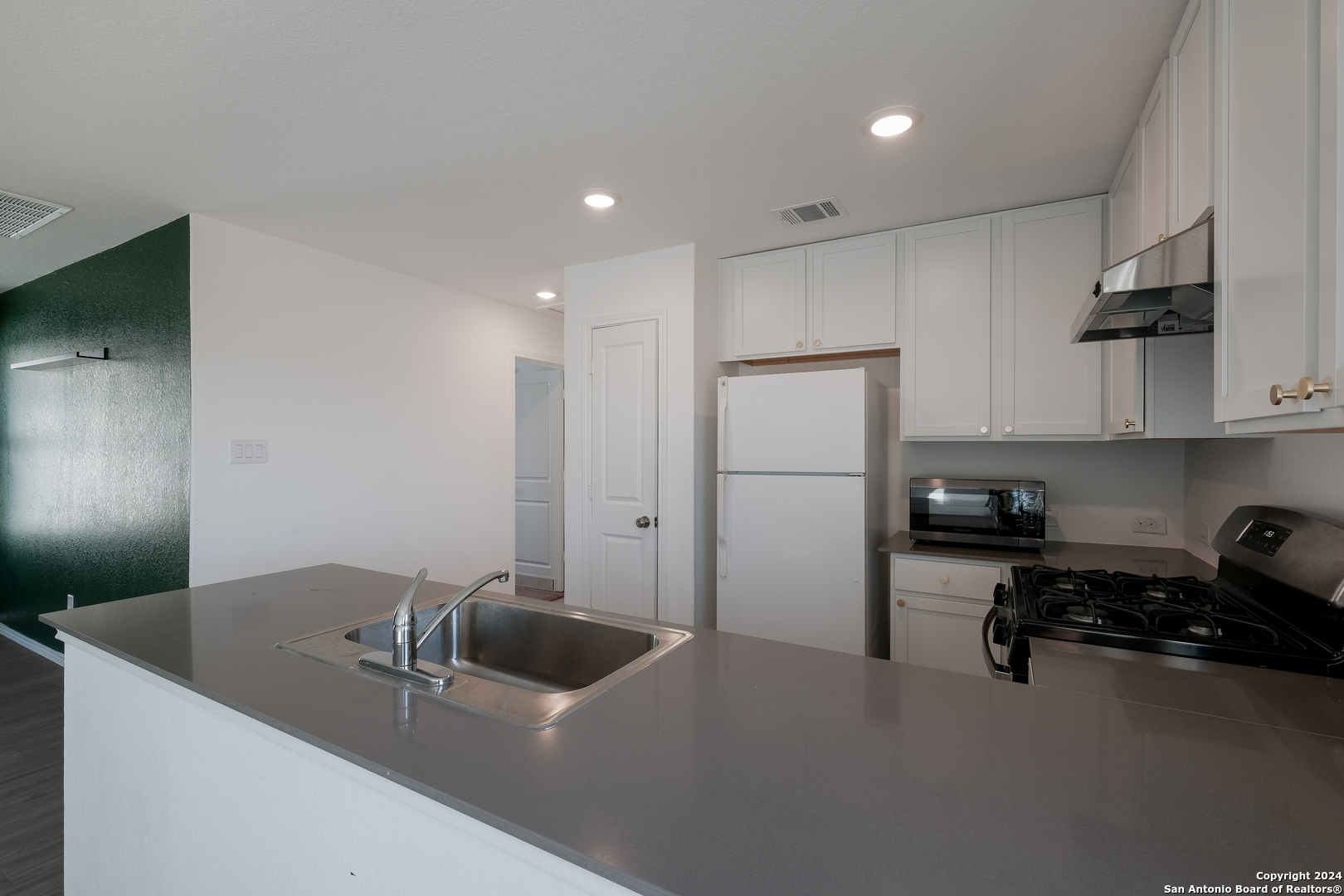 20448 Red Coral San Antonio TX 78264