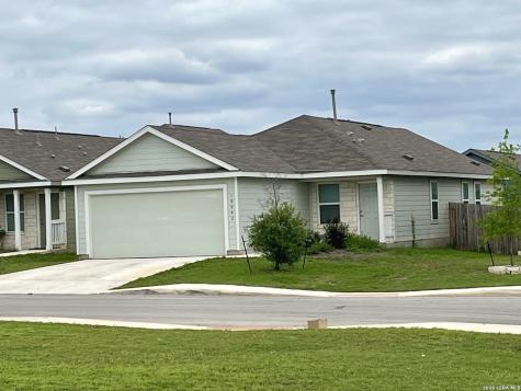10042 Kersey Mill San Antonio TX 78224