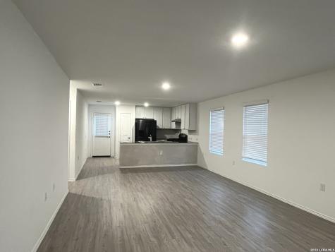 10042 Kersey Mill San Antonio TX 78224