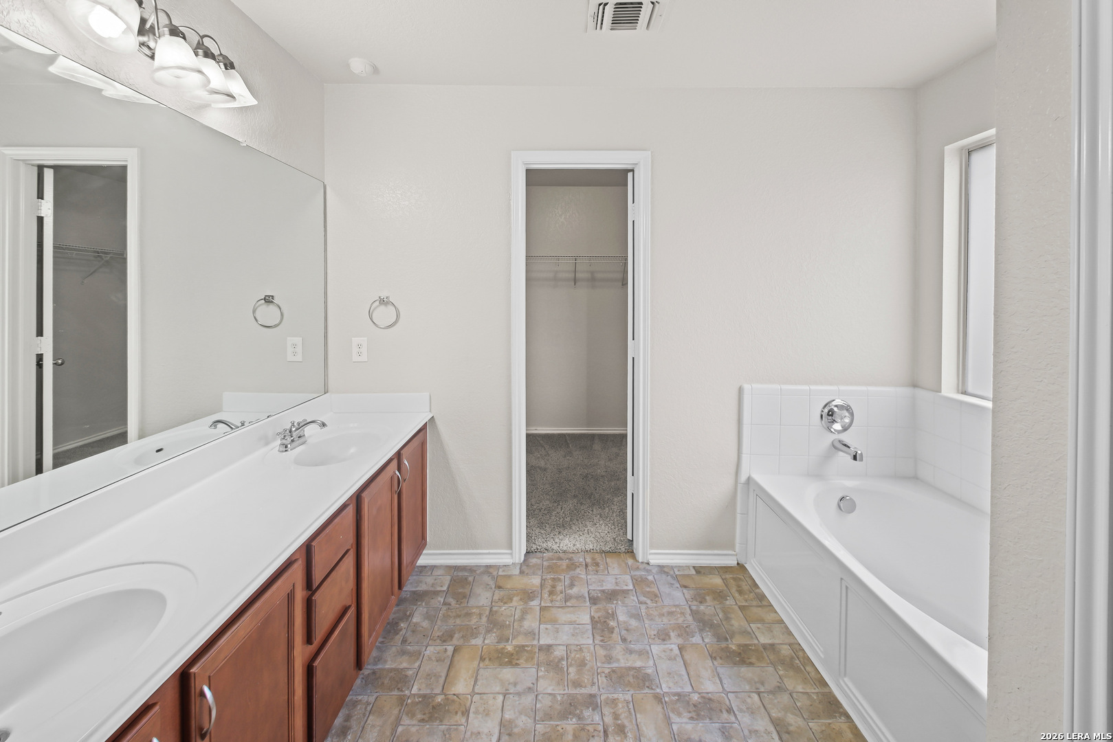 2127 Red Rock Crossing San Antonio TX 78245