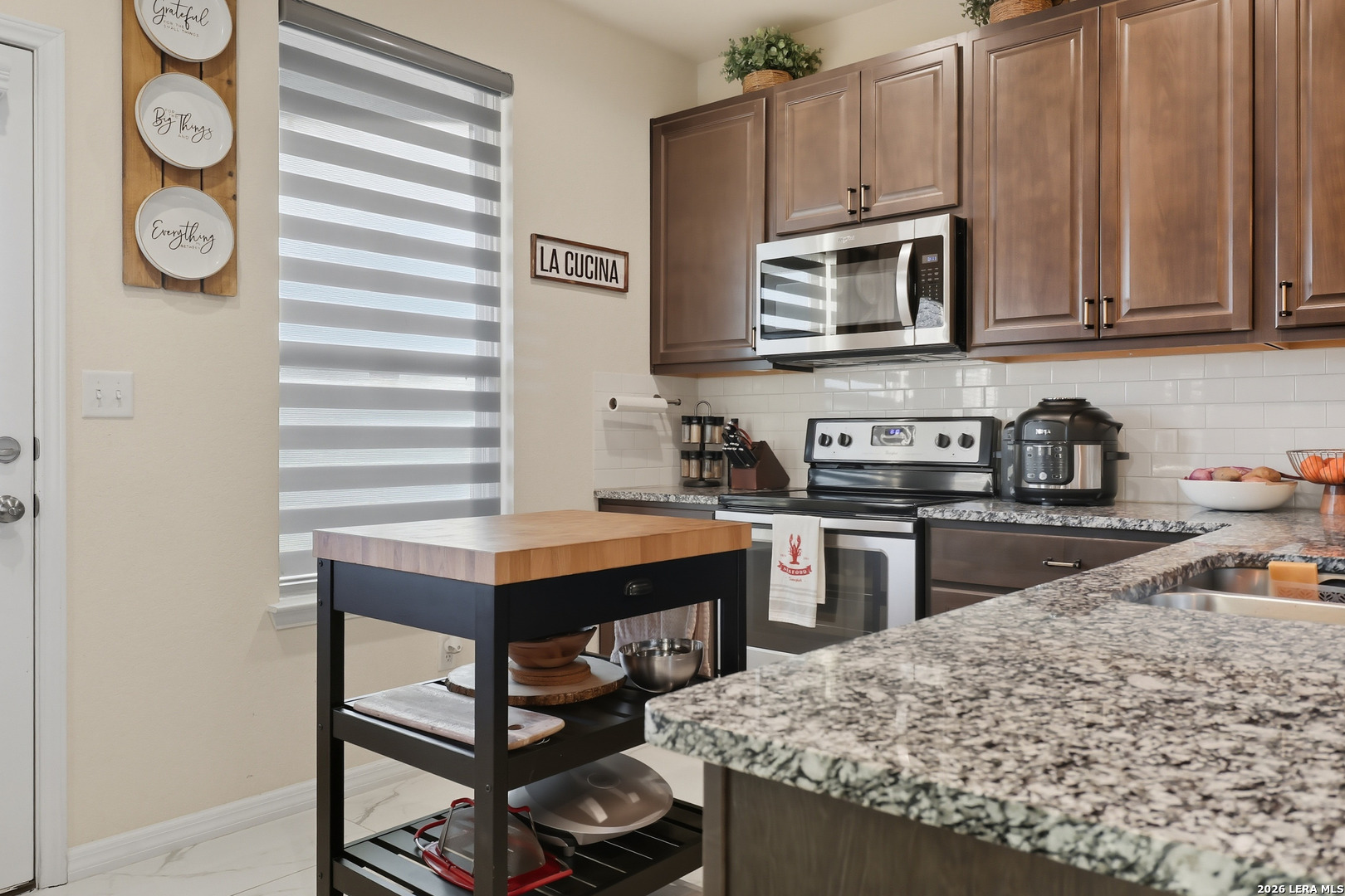 2838 High Castle Lane San Antonio TX 78245