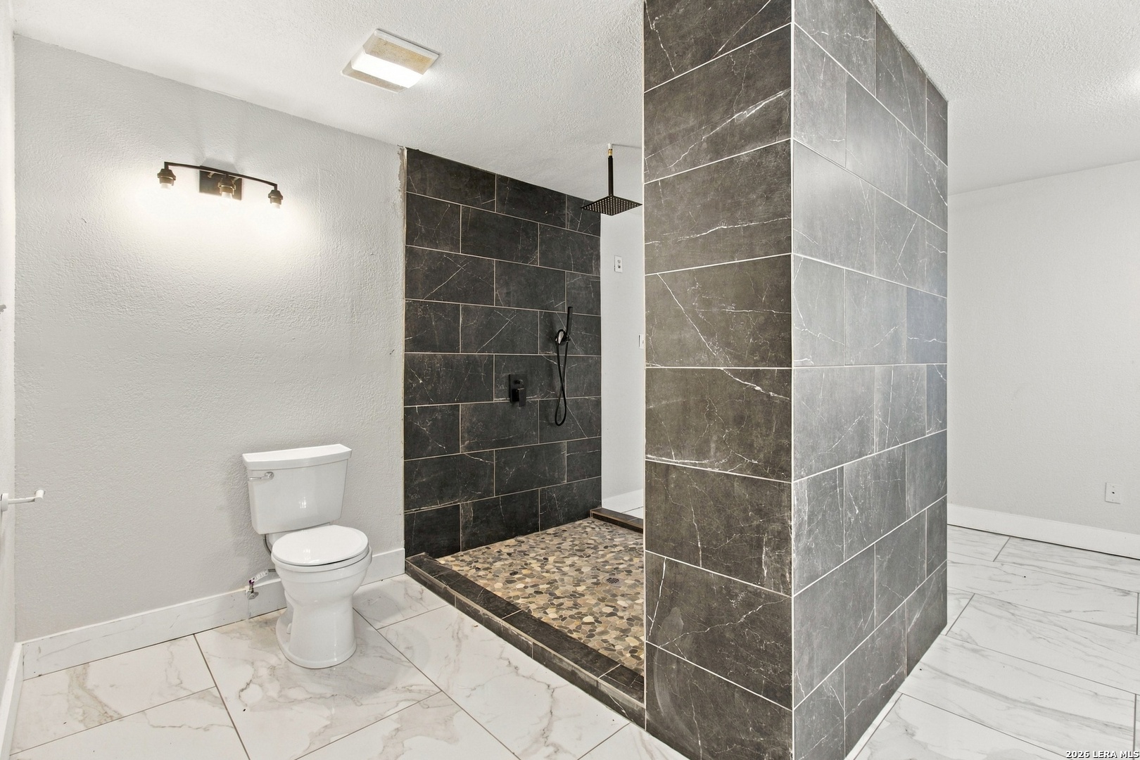 302 Mcdougal San Antonio TX 78223