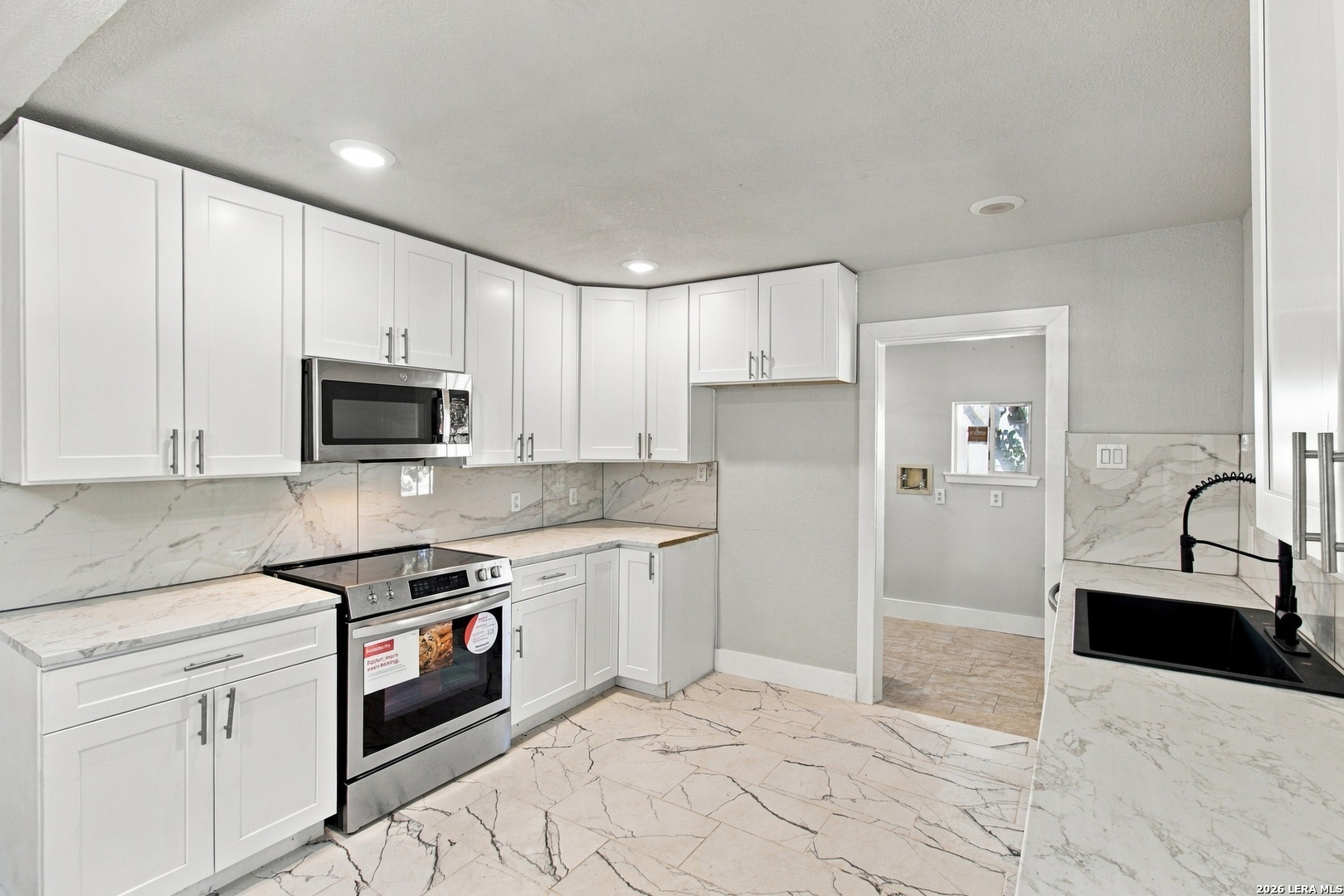 302 Mcdougal San Antonio TX 78223