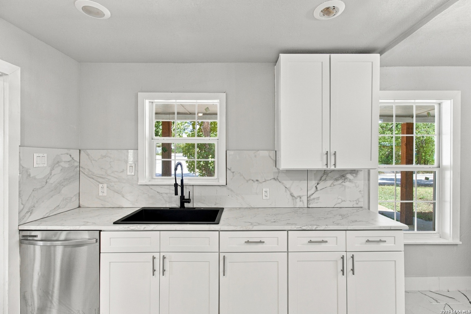 302 Mcdougal San Antonio TX 78223
