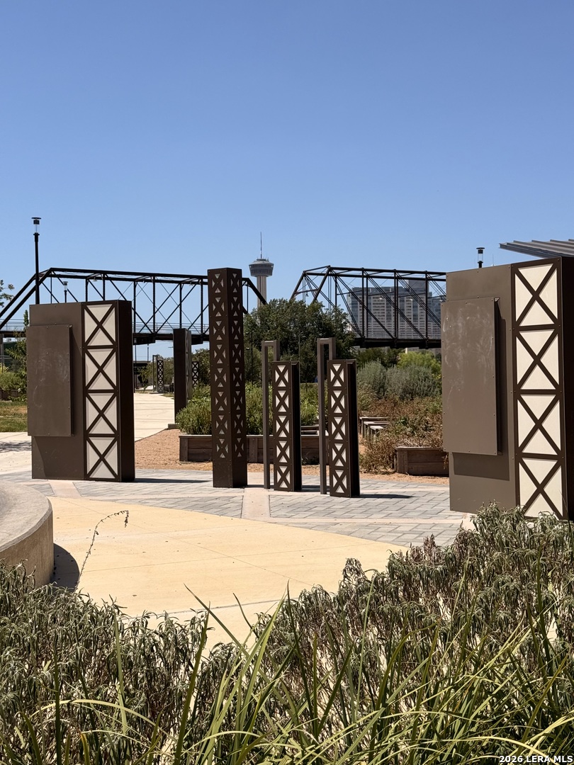 714 N Cherry Street San Antonio TX 78202