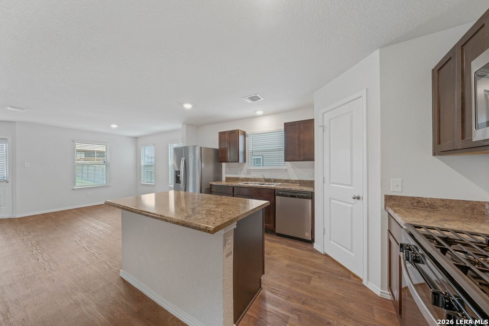 5720 Brook Prairie San Antonio TX 78244