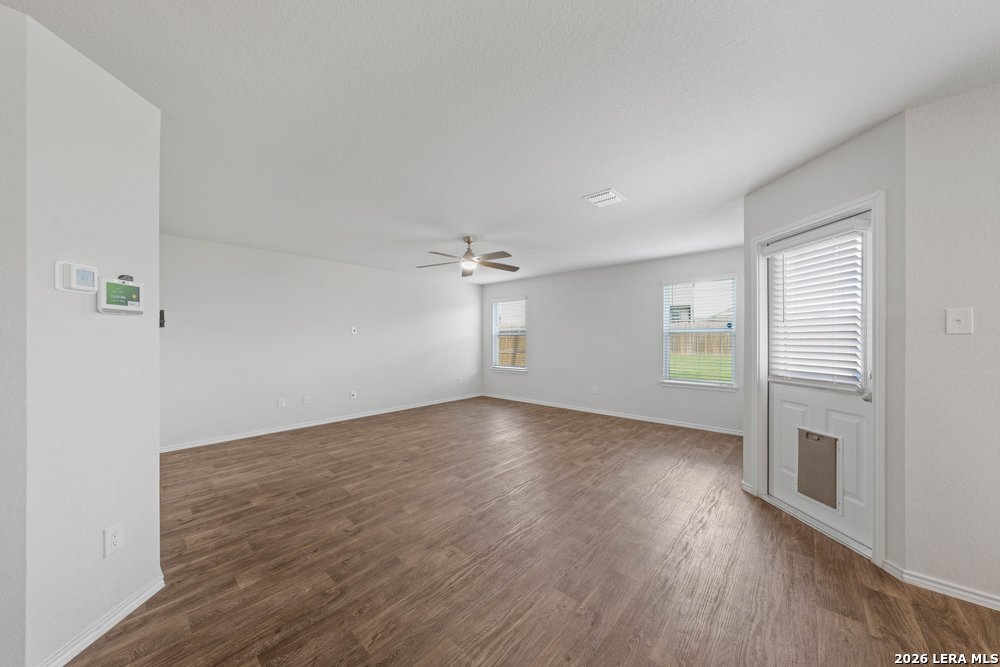 5720 Brook Prairie San Antonio TX 78244