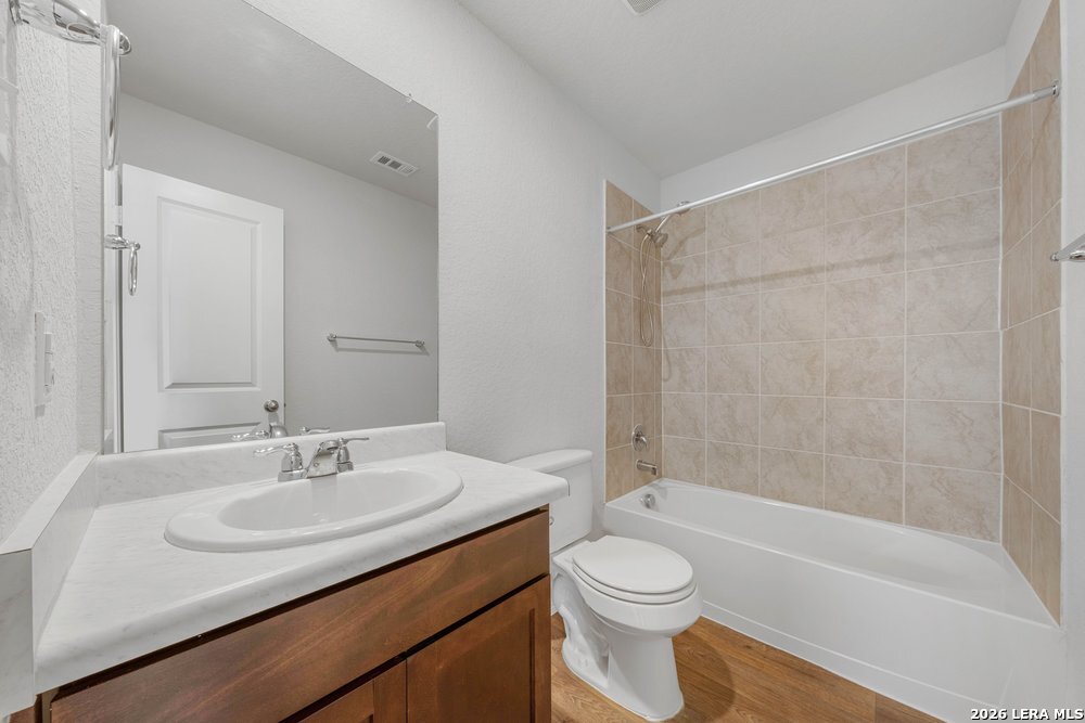 5720 Brook Prairie San Antonio TX 78244