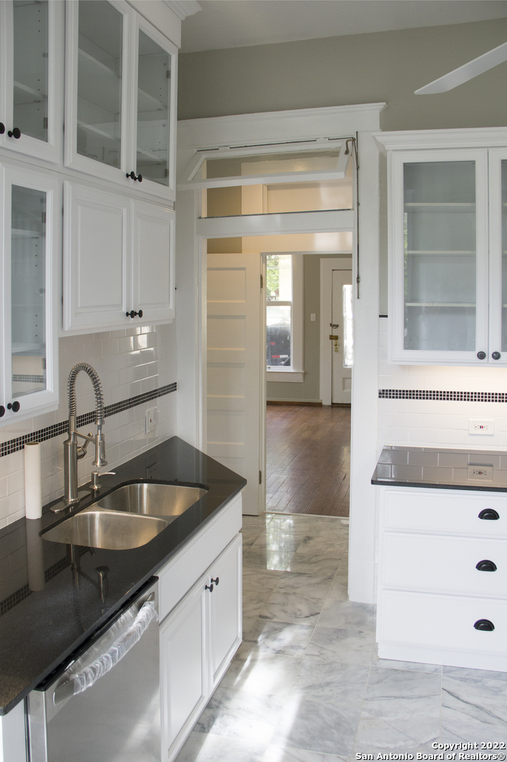 423 W Craig Place San Antonio TX 78212