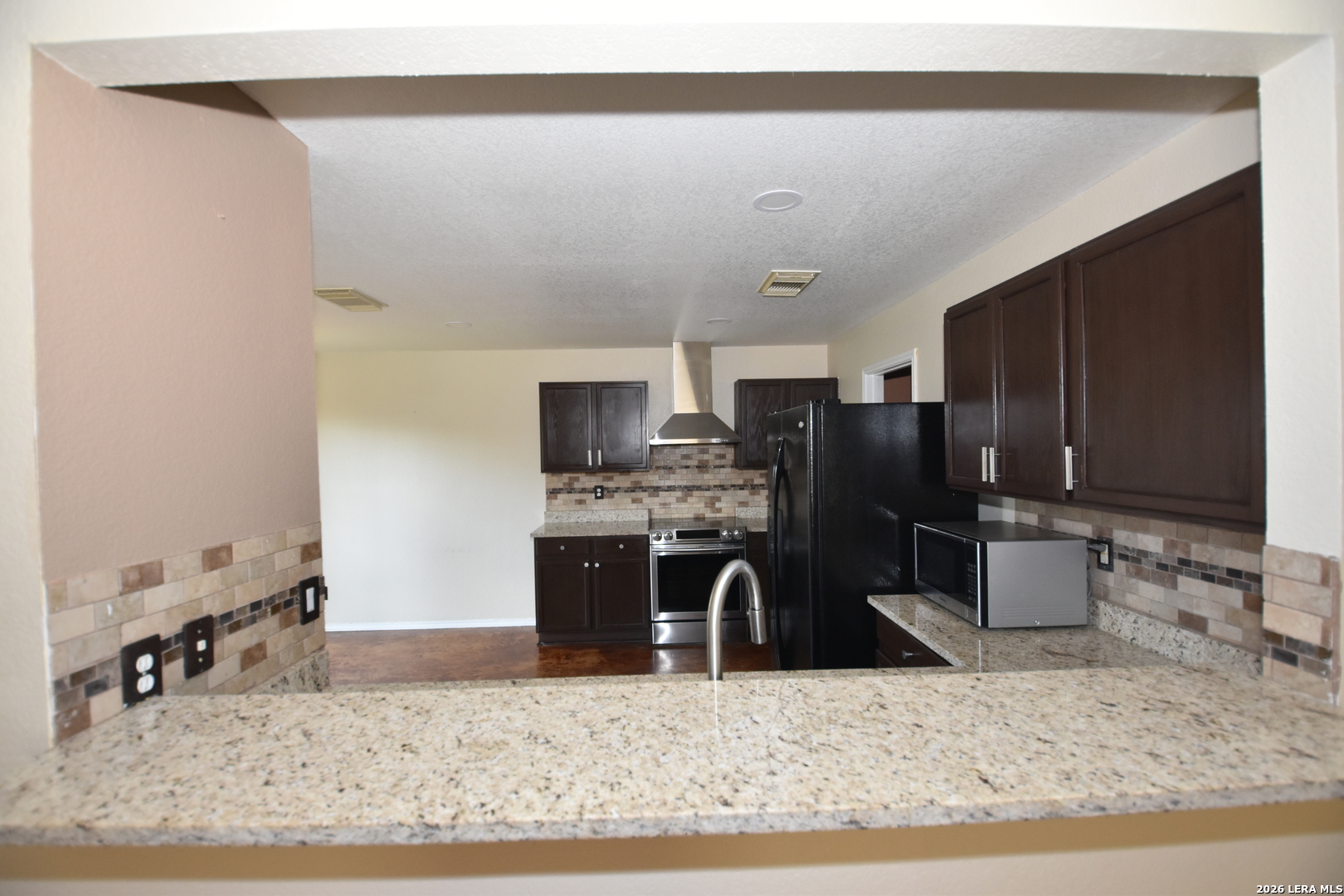 83 Viking Oak San Antonio TX 78247