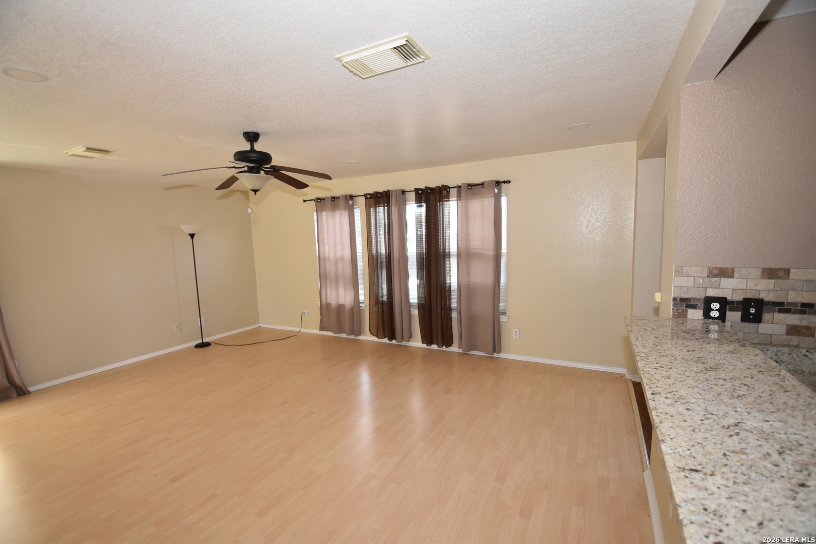 83 Viking Oak San Antonio TX 78247