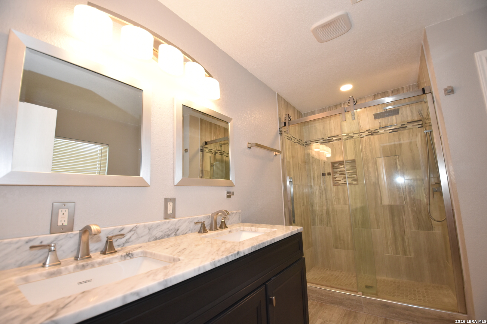 83 Viking Oak San Antonio TX 78247