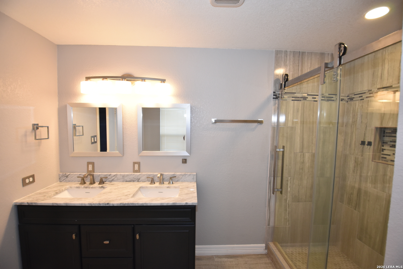 83 Viking Oak San Antonio TX 78247