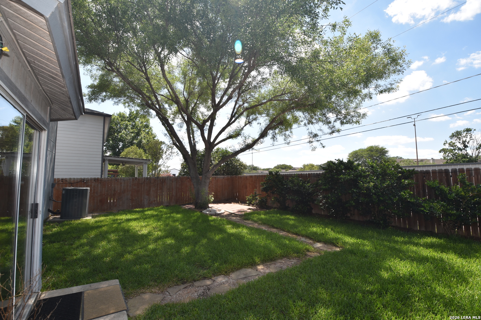 83 Viking Oak San Antonio TX 78247