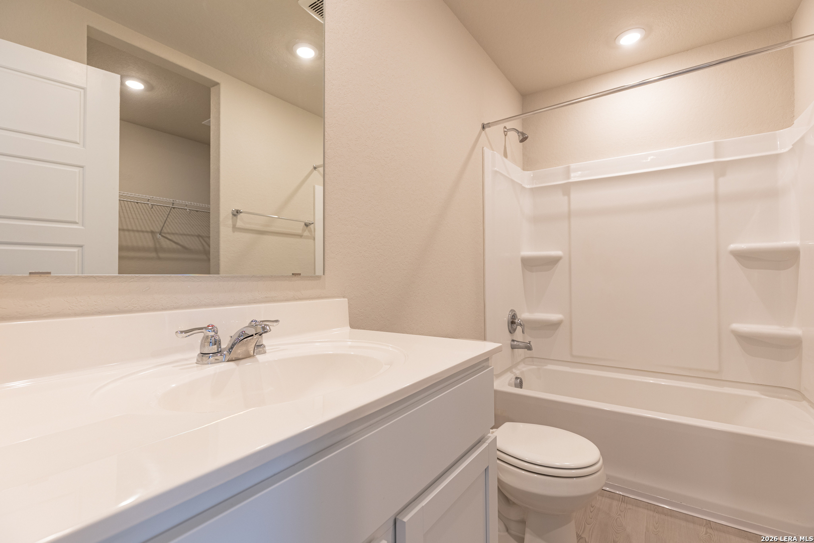 8807 Osprey Trail San Antonio TX 78222