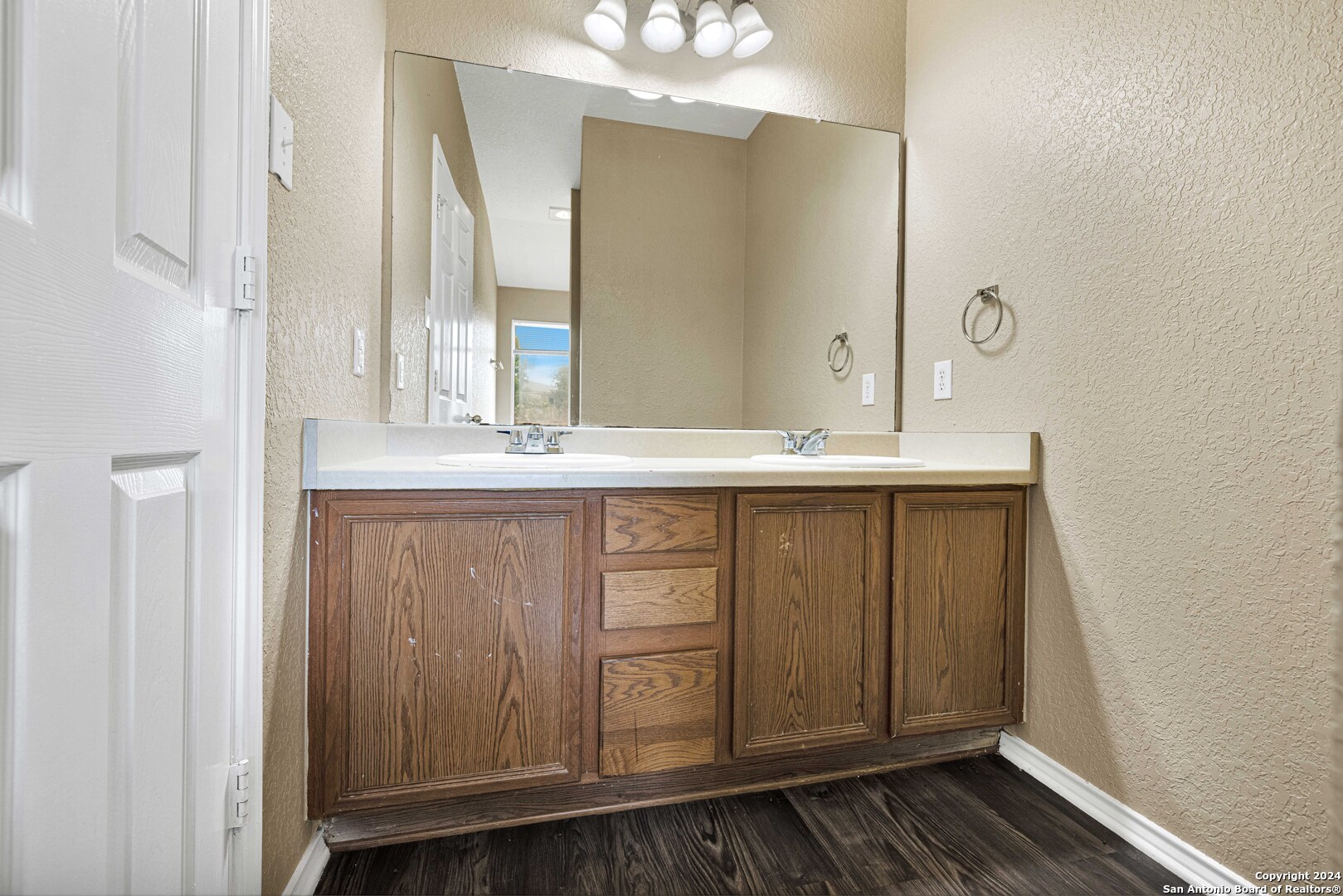 6019 Old Corral San Antonio TX 78250