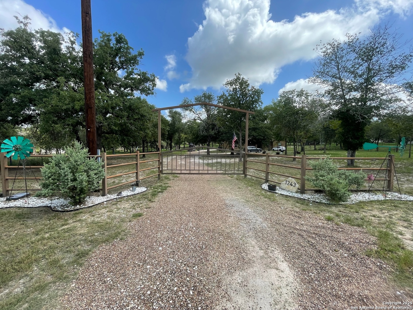 1243 Morning Glory Lane Adkins TX 78101