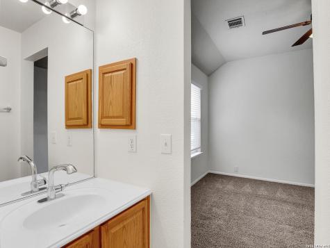 21827 Dolomite Drive San Antonio TX 78259