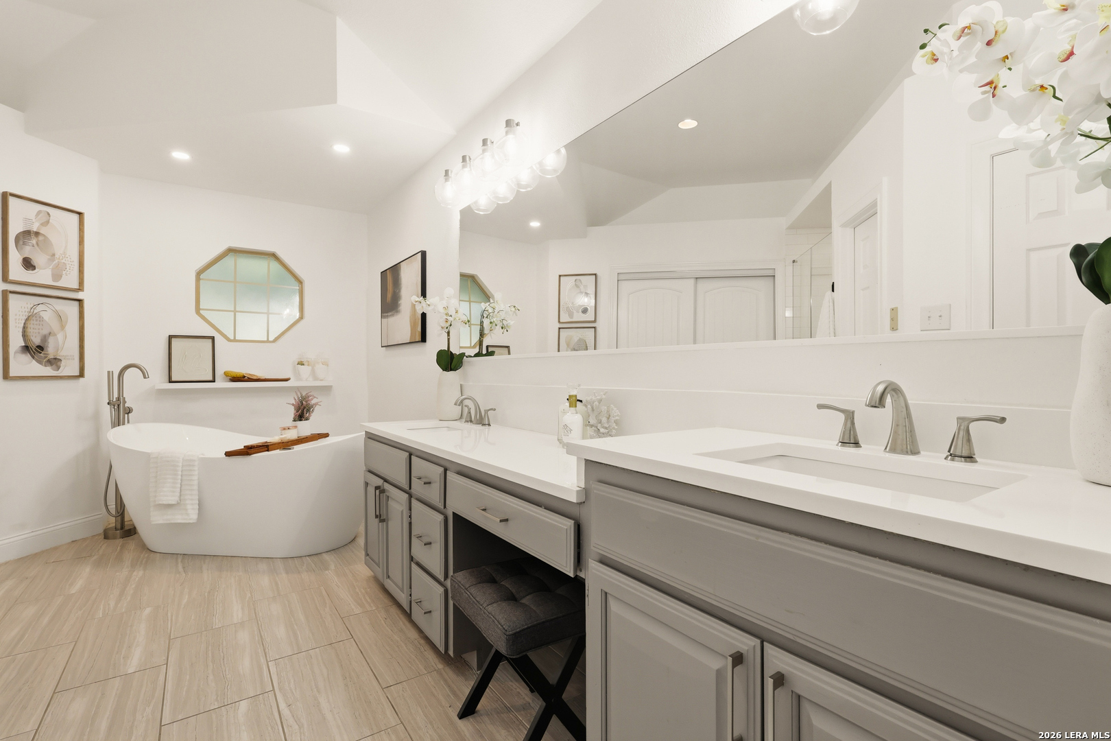 24 Inwood Manor San Antonio TX 78248