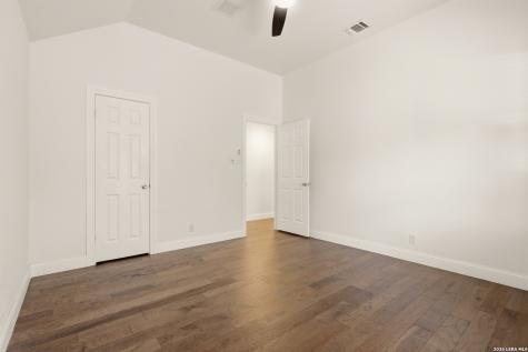 24 Inwood Manor San Antonio TX 78248