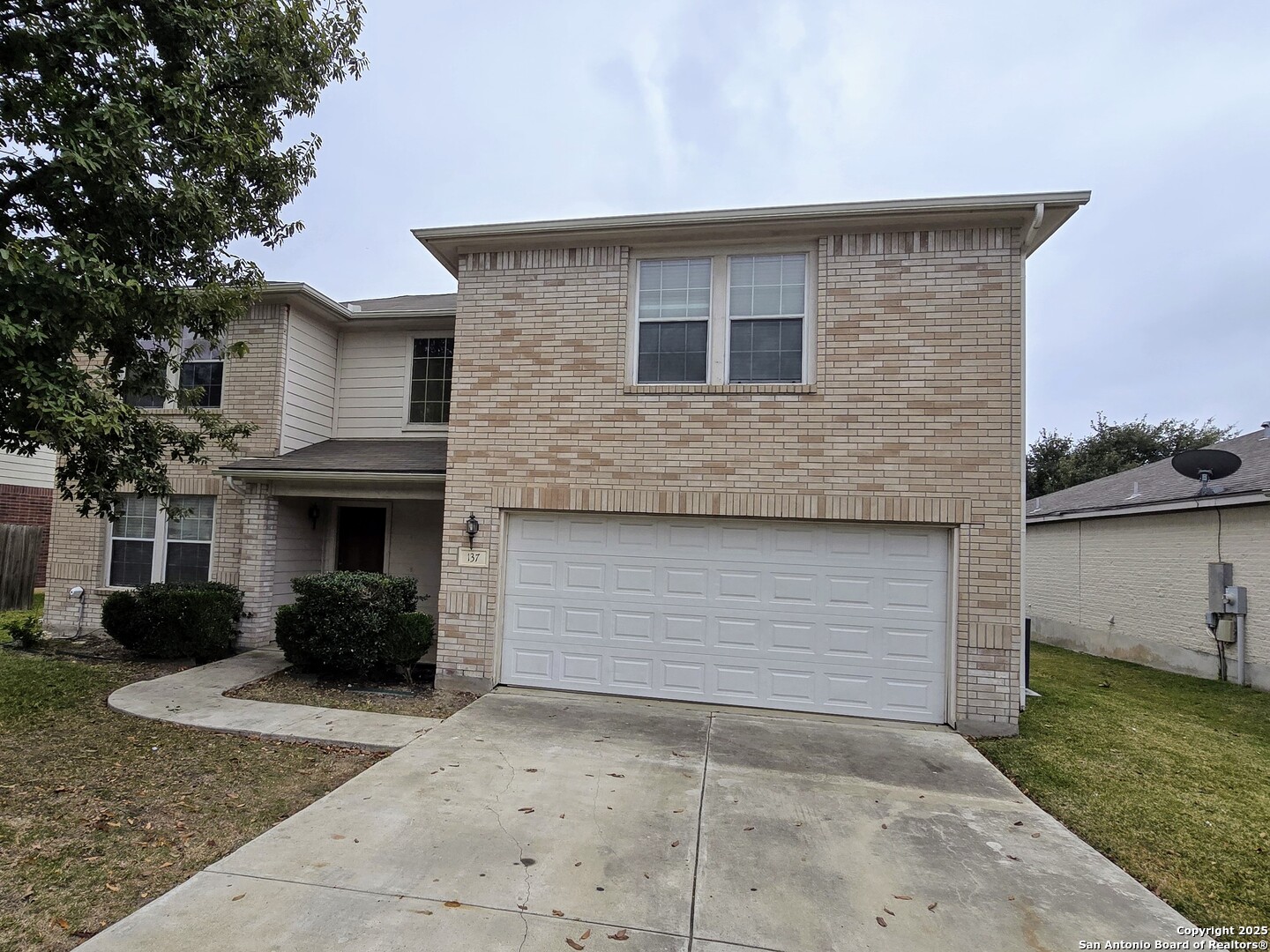 137 Hidden Fawn Cibolo TX 78108
