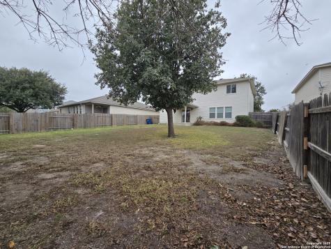 137 Hidden Fawn Cibolo TX 78108