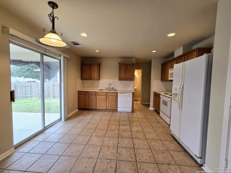 137 Hidden Fawn Cibolo TX 78108
