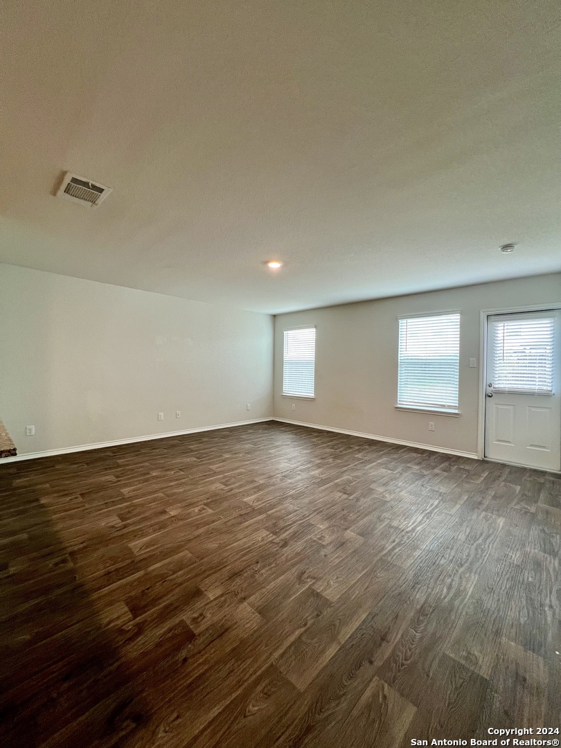 3208 Onion Creek San Antonio TX 78245