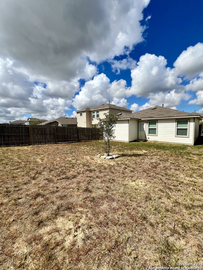 3208 Onion Creek San Antonio TX 78245