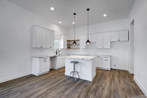 2425 Monterey Street San Antonio TX 78207
