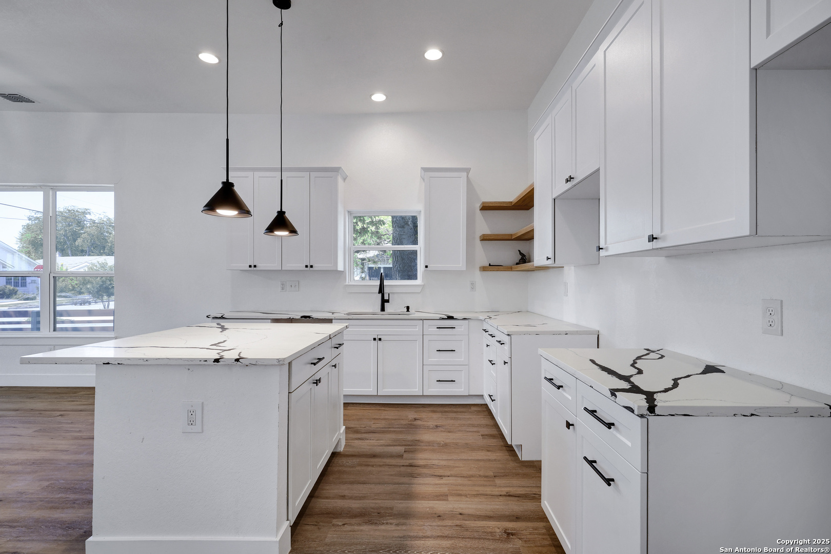 2425 Monterey Street San Antonio TX 78207