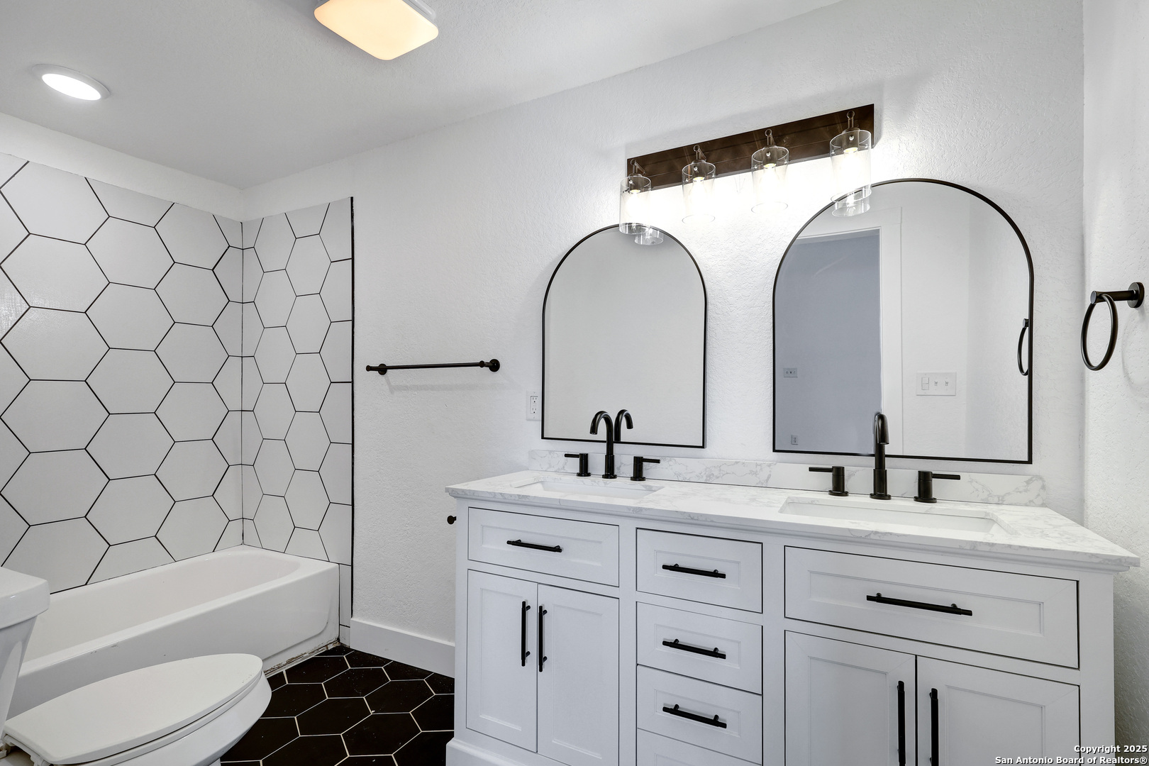 2425 Monterey Street San Antonio TX 78207