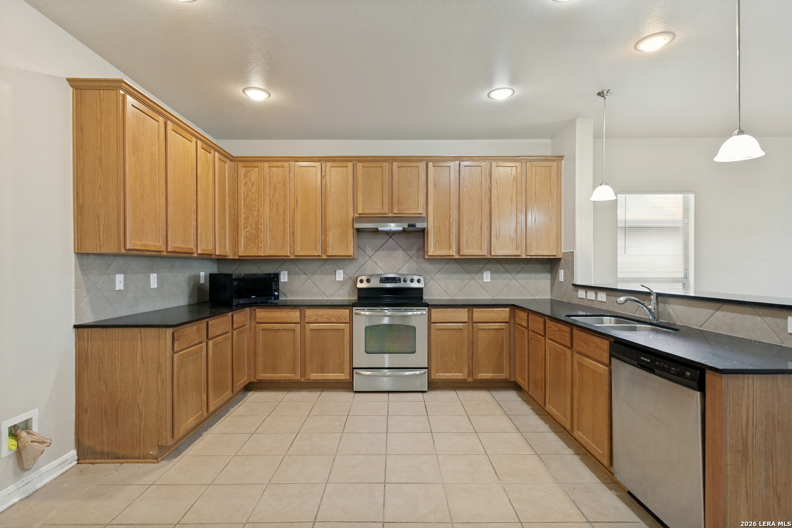 6707 Buckhorn Cliff San Antonio TX 78233