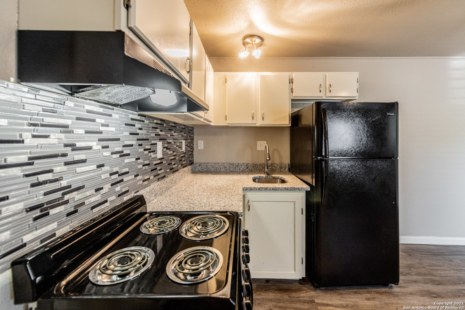 122 Roundtree Lane San Antonio TX 78233