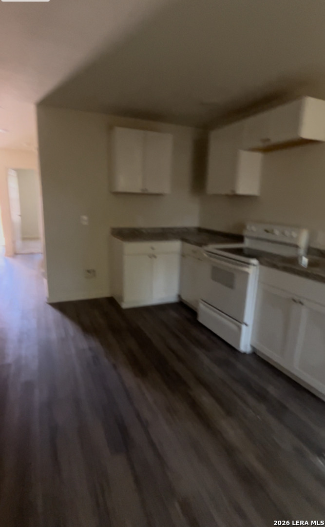 1402 W Hutchins Place San Antonio TX 78221