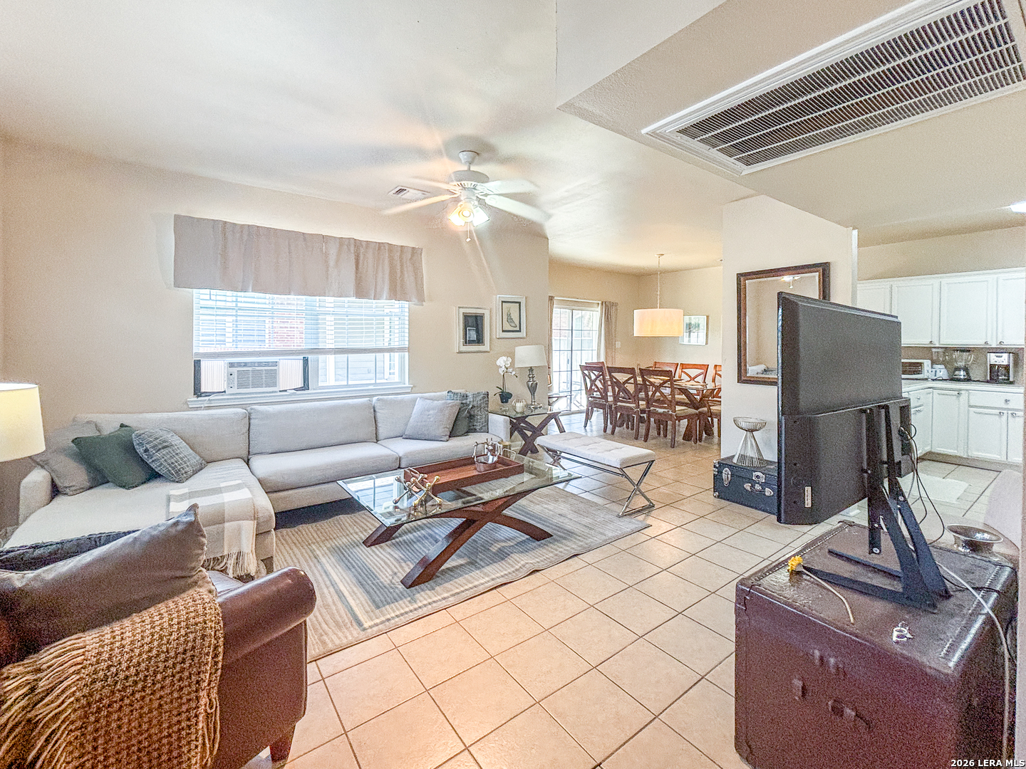 147 Chapel Hill Circle, San Antonio TX 78240