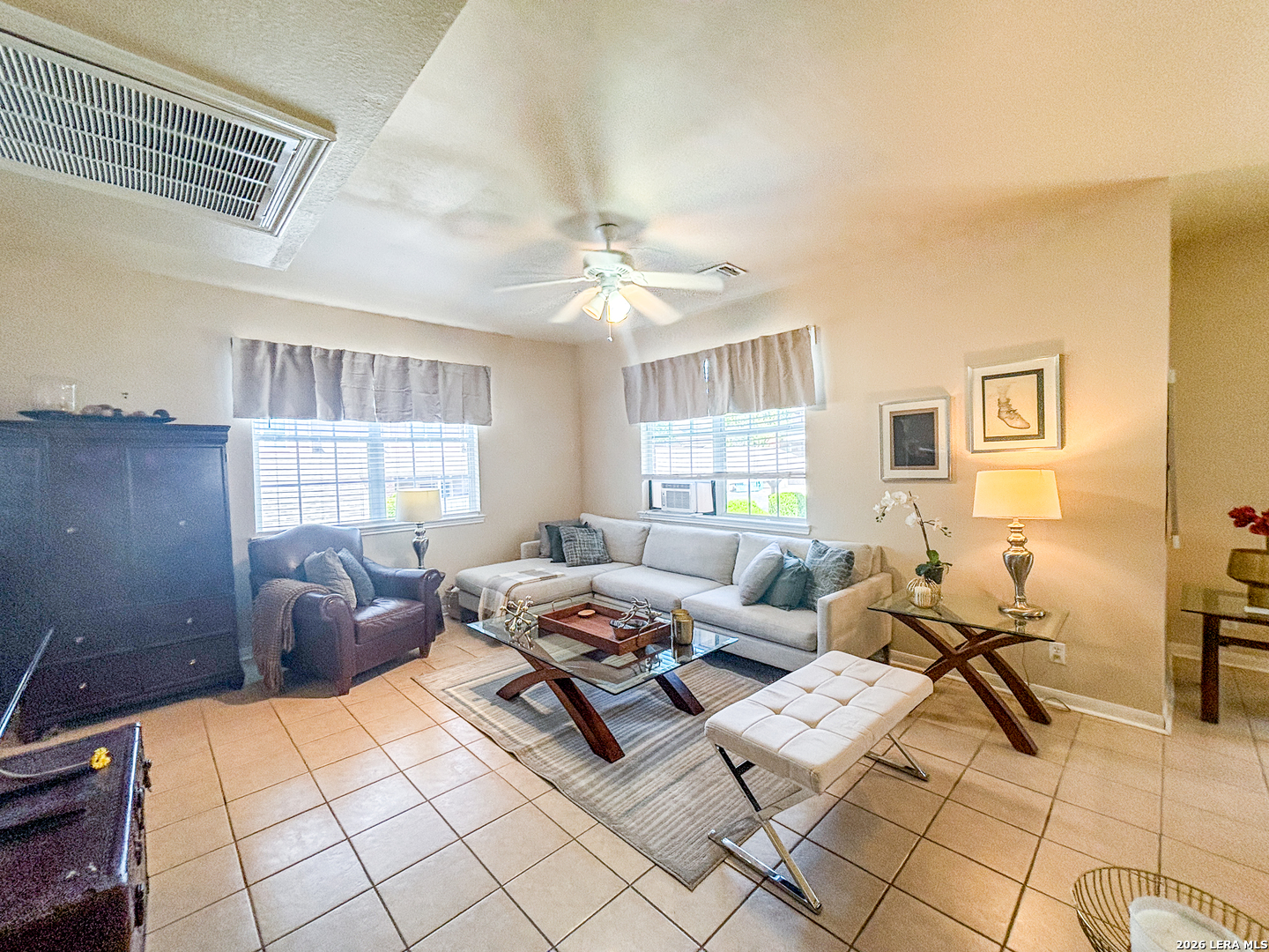 147 Chapel Hill Circle, San Antonio TX 78240