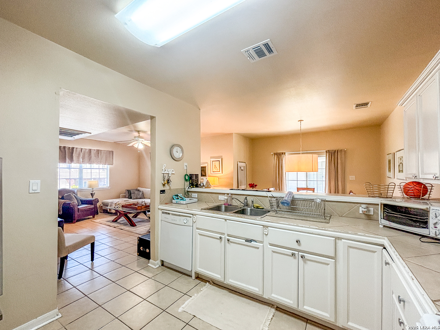 147 Chapel Hill Circle, San Antonio TX 78240
