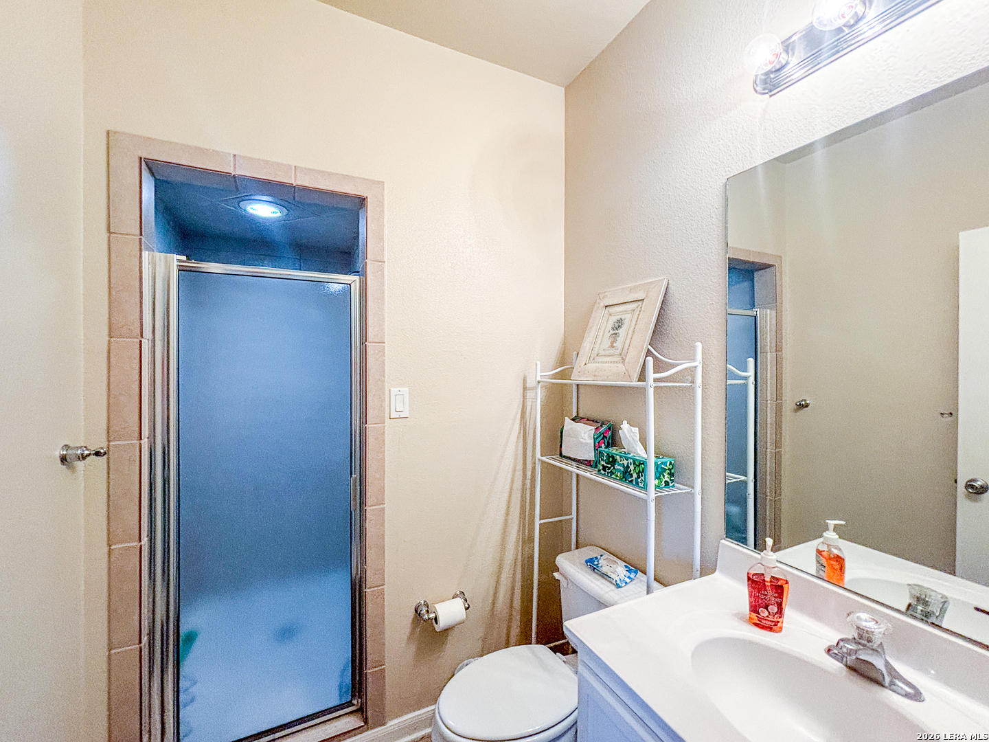 147 Chapel Hill Circle, San Antonio TX 78240