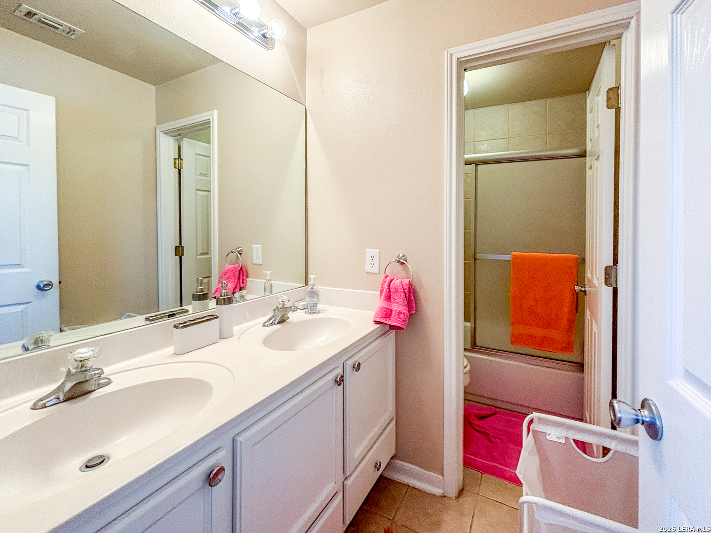 147 Chapel Hill Circle, San Antonio TX 78240