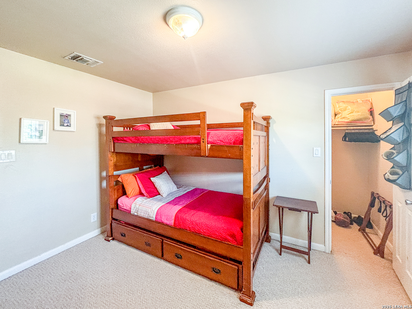 147 Chapel Hill Circle, San Antonio TX 78240
