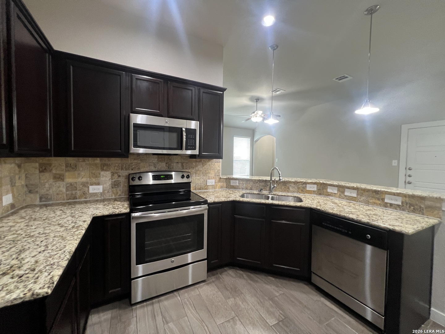 1119 Creekside Orchard New Braunfels TX 78130