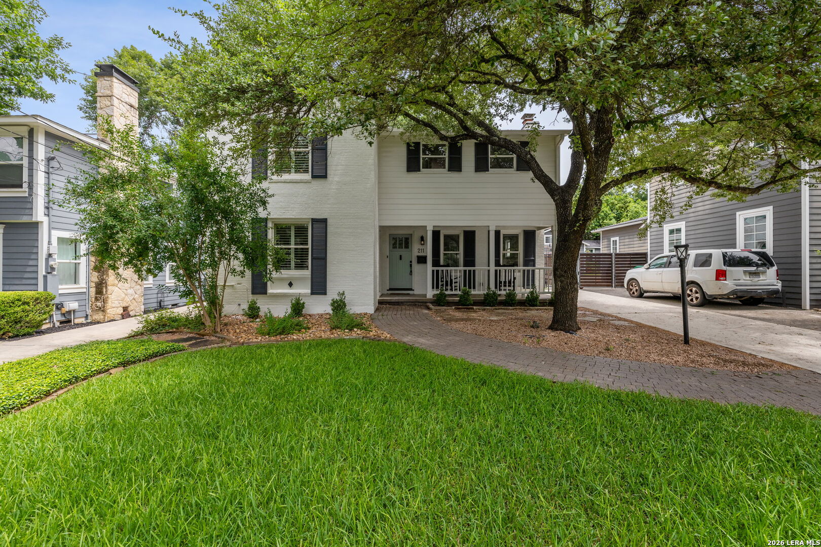 211 College Boulevard Alamo Heights TX 78209