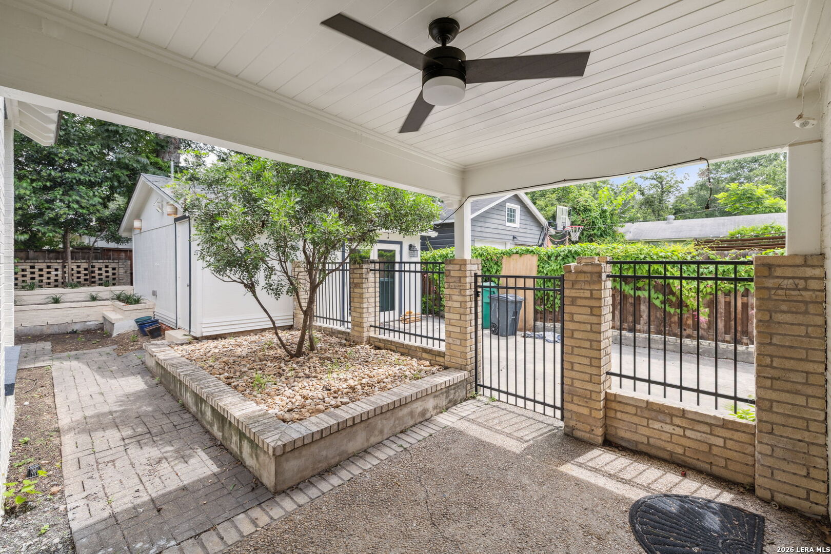 211 College Boulevard Alamo Heights TX 78209