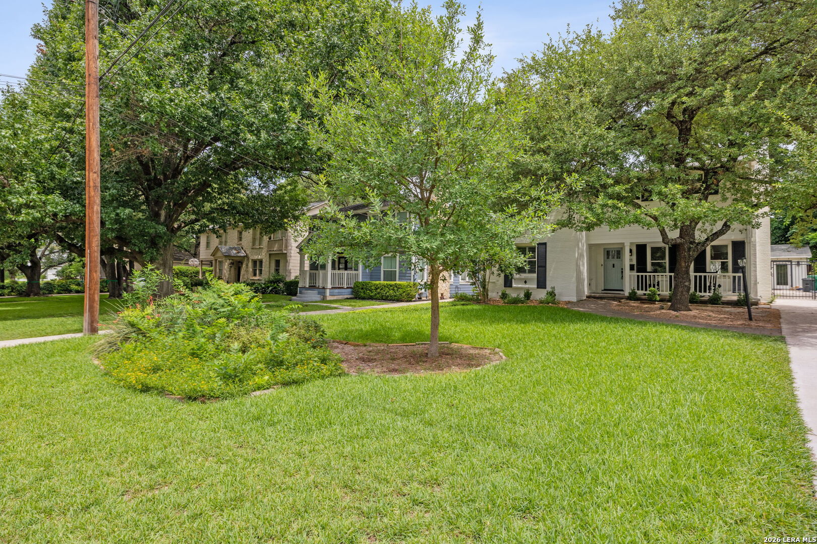 211 College Boulevard Alamo Heights TX 78209