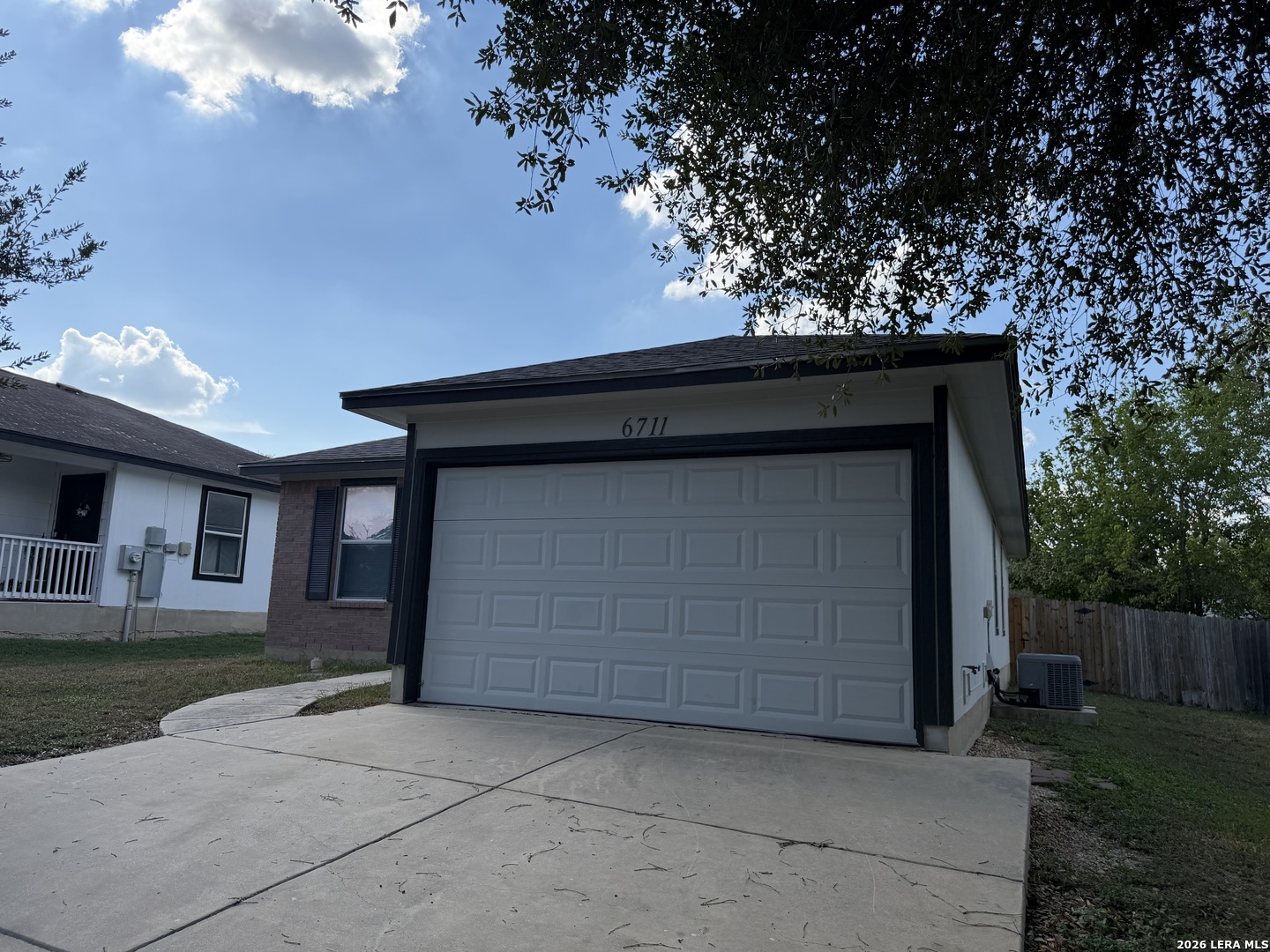 6711 Dragon Tooth San Antonio TX 78242